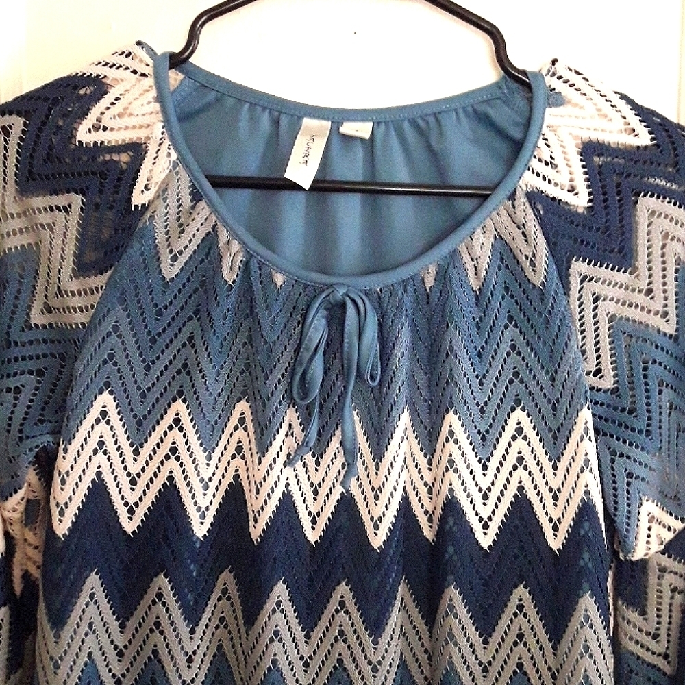 Tacera crocheted top S - Picture 2 of 6